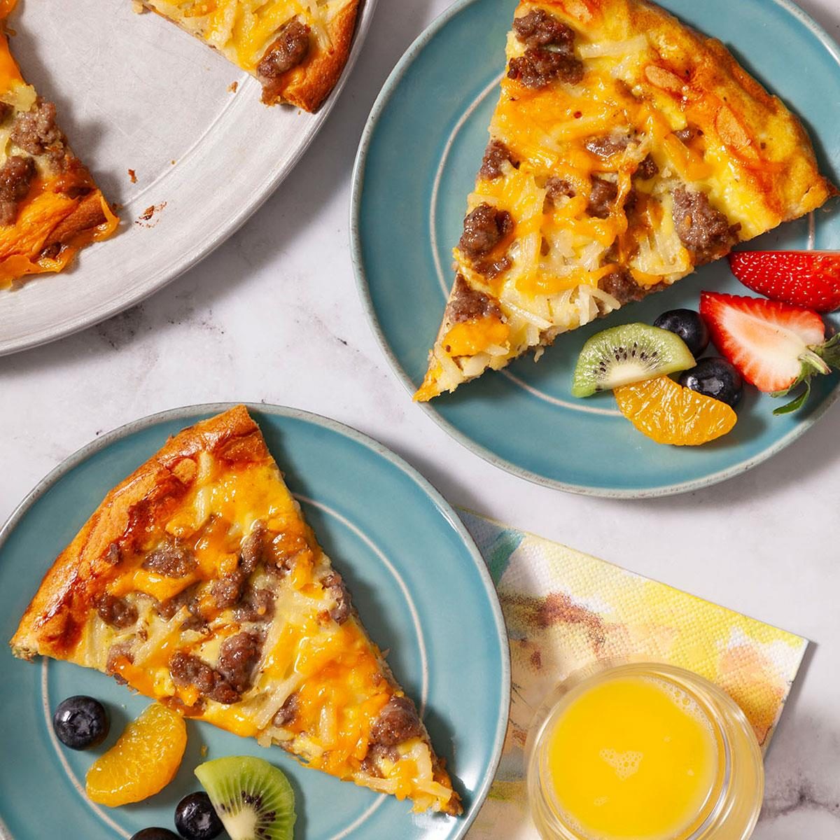 Sausage and Hashbrown Breakfast Pizza