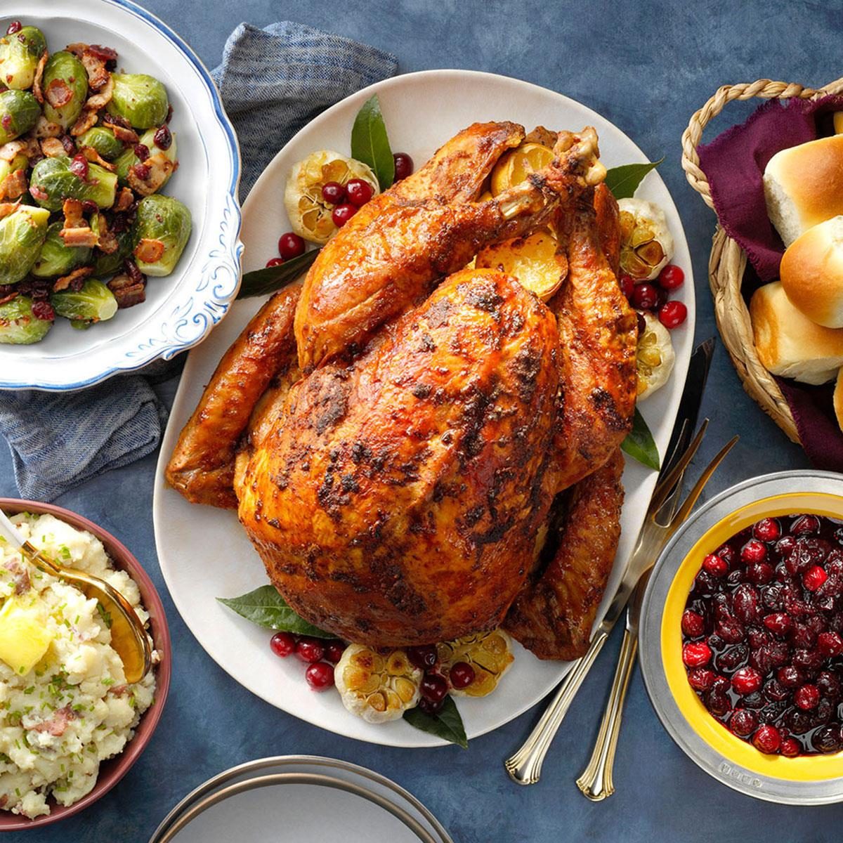 51 Traditional Thanksgiving Dinner Recipes We Serve Each Year