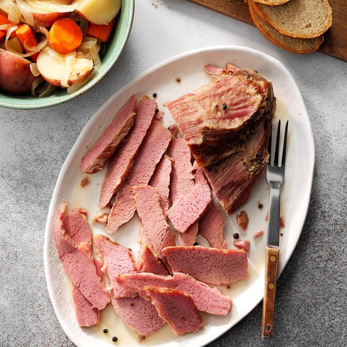 Slow Cooked Corned Beef Exps Opbz18 101571 E06 27 5b 4
