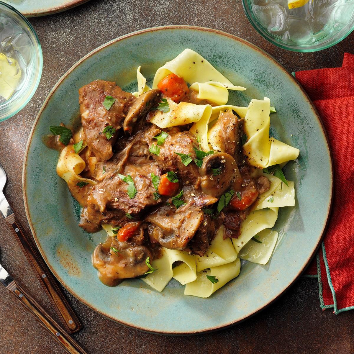 Slow Cooker Beef Burgundy