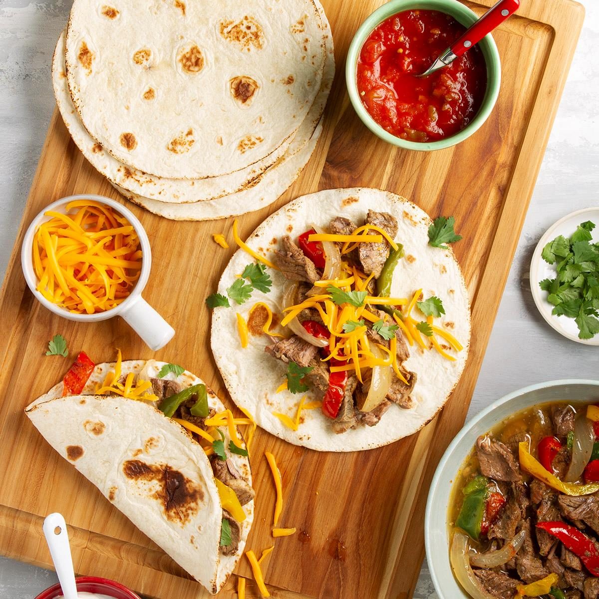 Slow Cooker Fajitas Exps Ft21 32429 F 0804 1