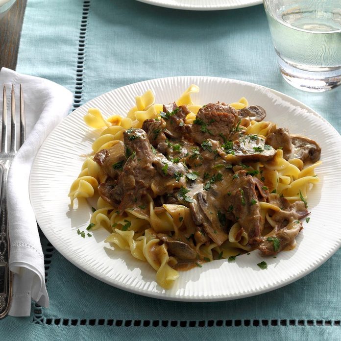 Slow-Cooker Mushroom Beef Stroganoff