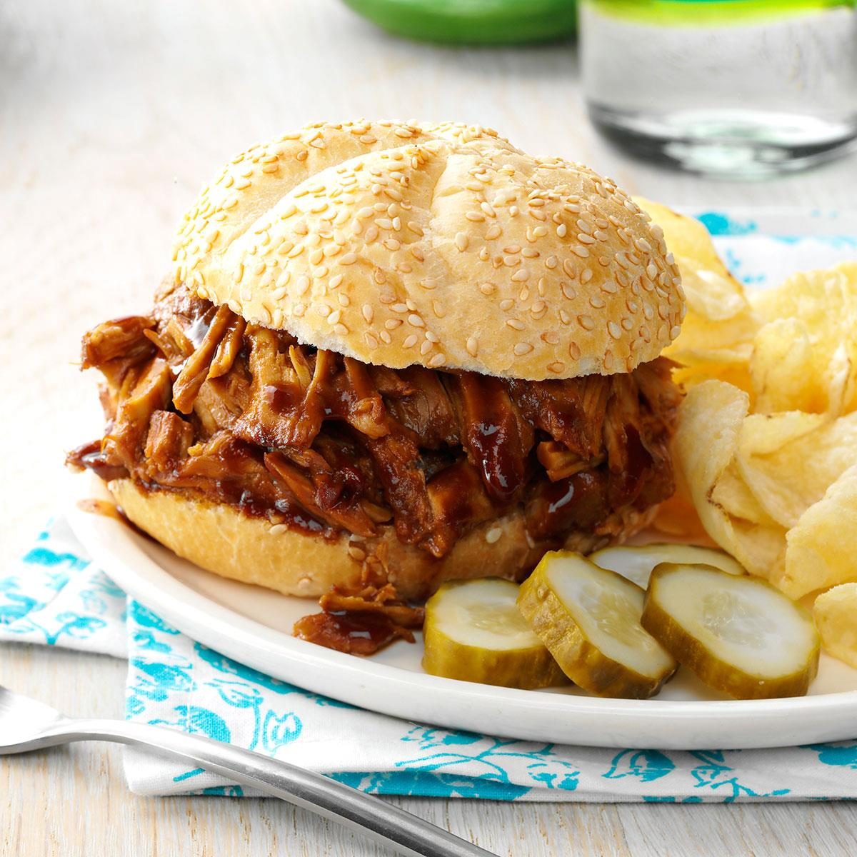 Slow-Cooker Pulled Pork Sandwiches