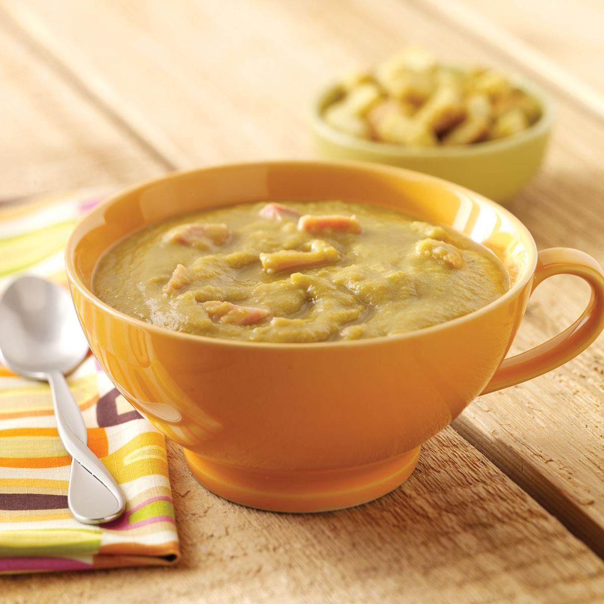 Slow Cooker Split Pea Soup with Carrots and Ham Hocks