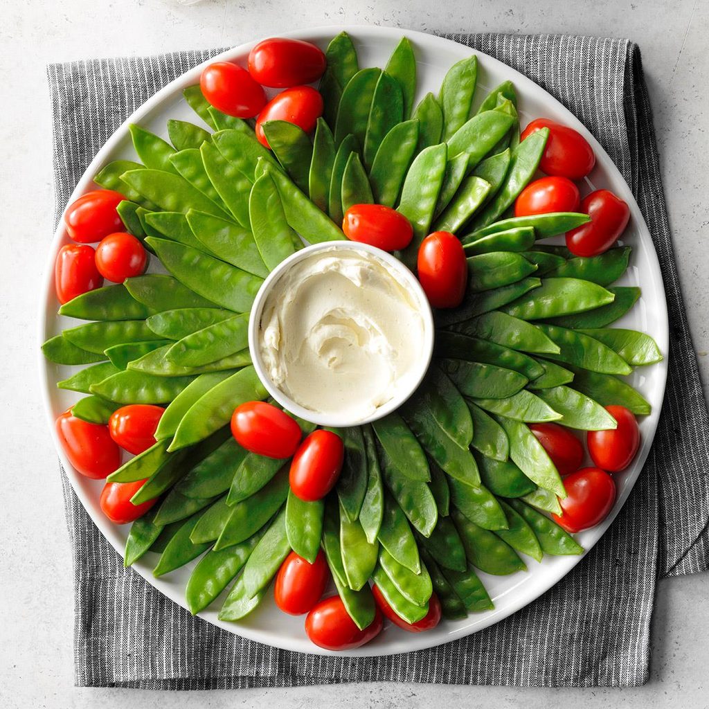 Snow Pea Holiday Wreath