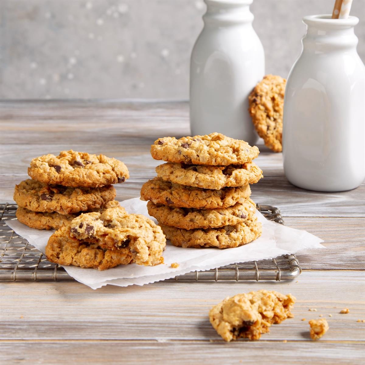 Soft Peanut Butter Oatmeal Cookies