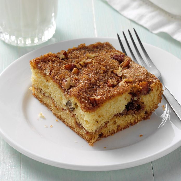 Sour Cream Streusel Coffee Cake Exps Bmz20 3426 B10 25 9b 2