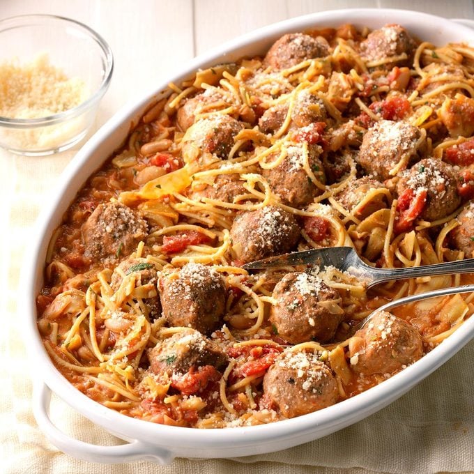 Spaghetti And Meatball Skillet Supper Exps Sdon17 191148 D06 30 4b 15