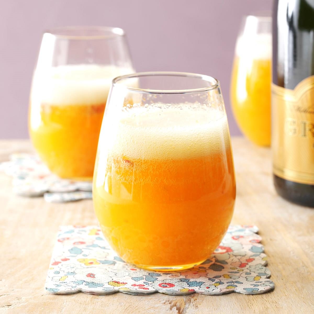 Sparkling Peach Bellinis