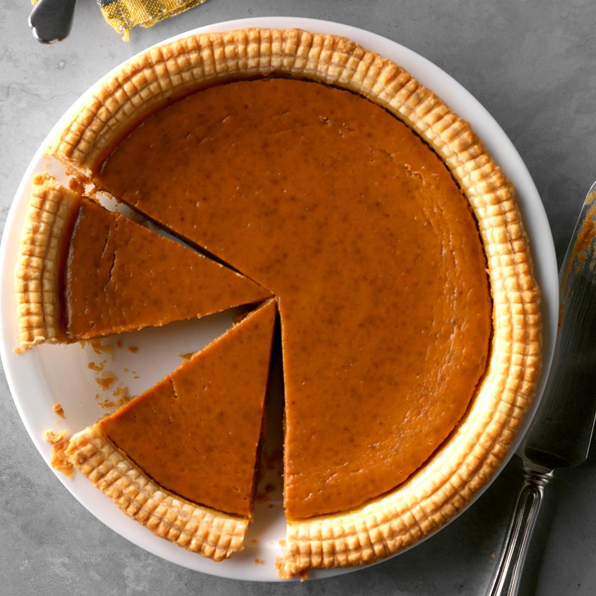 Spiced Eggnog Pumpkin Pie