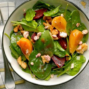 Spinach Salad with Goat Cheese and Beets