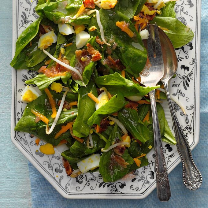 Spinach Salad With Rhubarb Dressing Exps Cwam18 8428 B12 13 6b 5