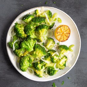 Steamed Lemon Broccoli