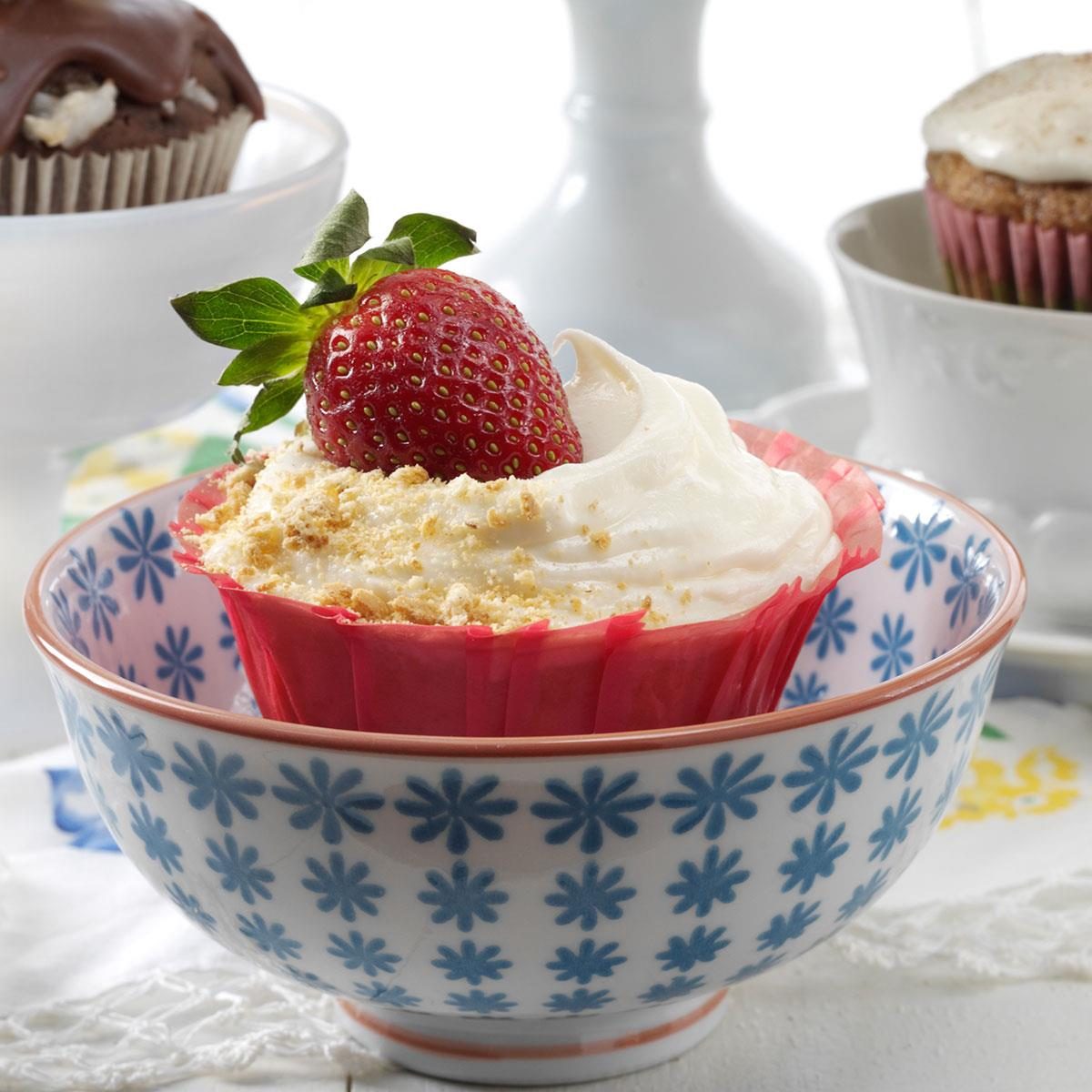 Strawberry Cheesecake Cupcakes