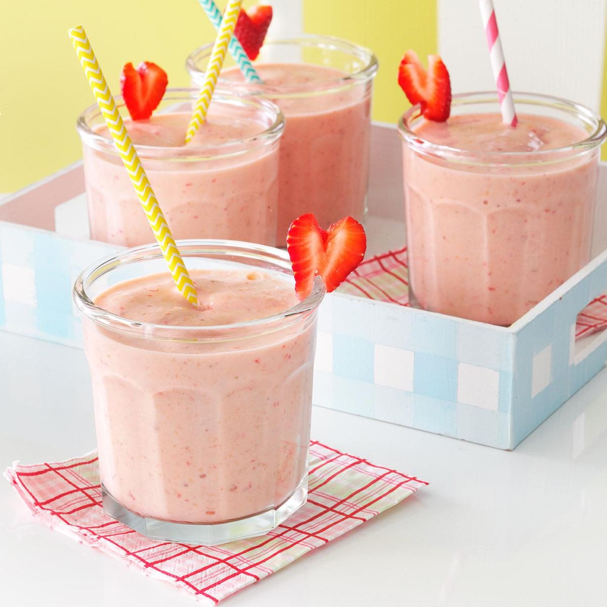 Strawberry-Peach Milk Shakes