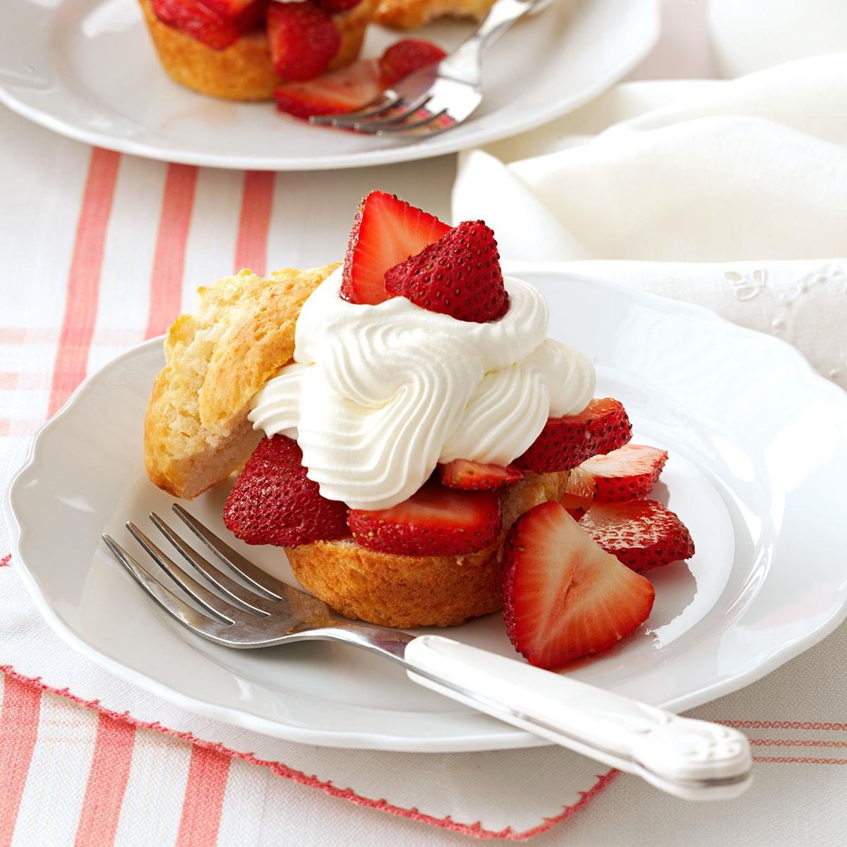 Strawberry Shortcake Cups
