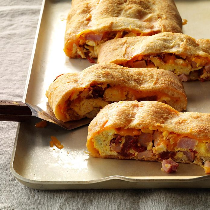 Stuffed Ham & Egg Bread