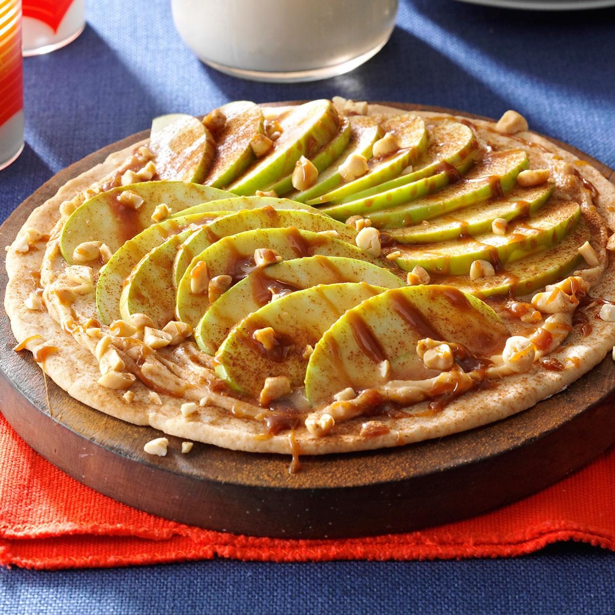 Taffy Apple Pizza