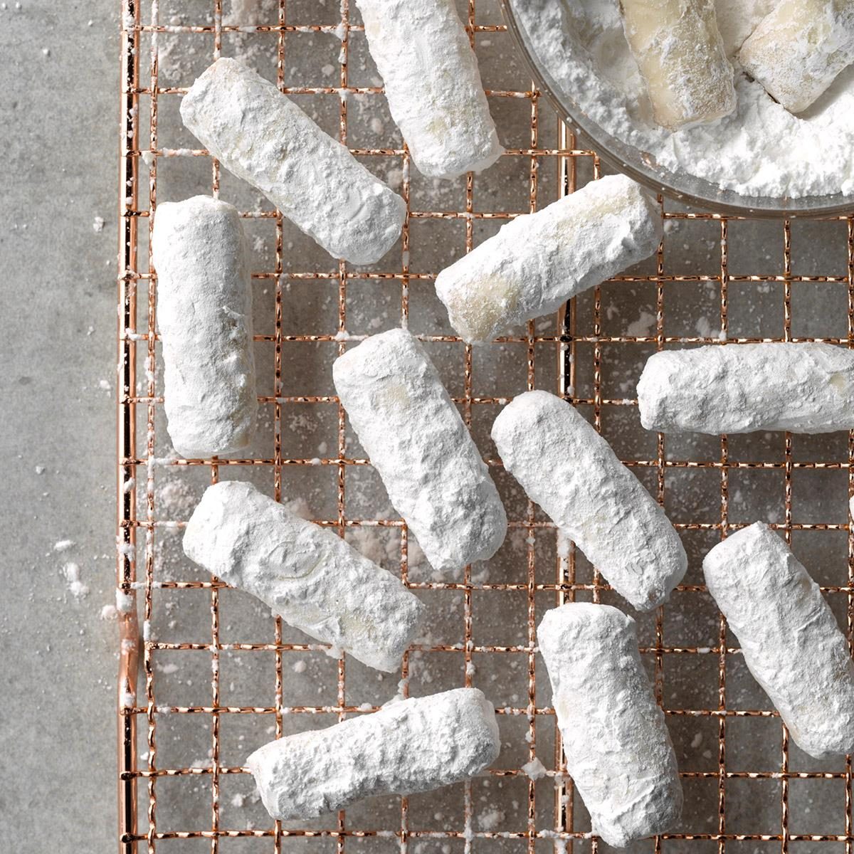 How to Chop Nuts with a Knife, a Nut Chopper and an Apple Corer