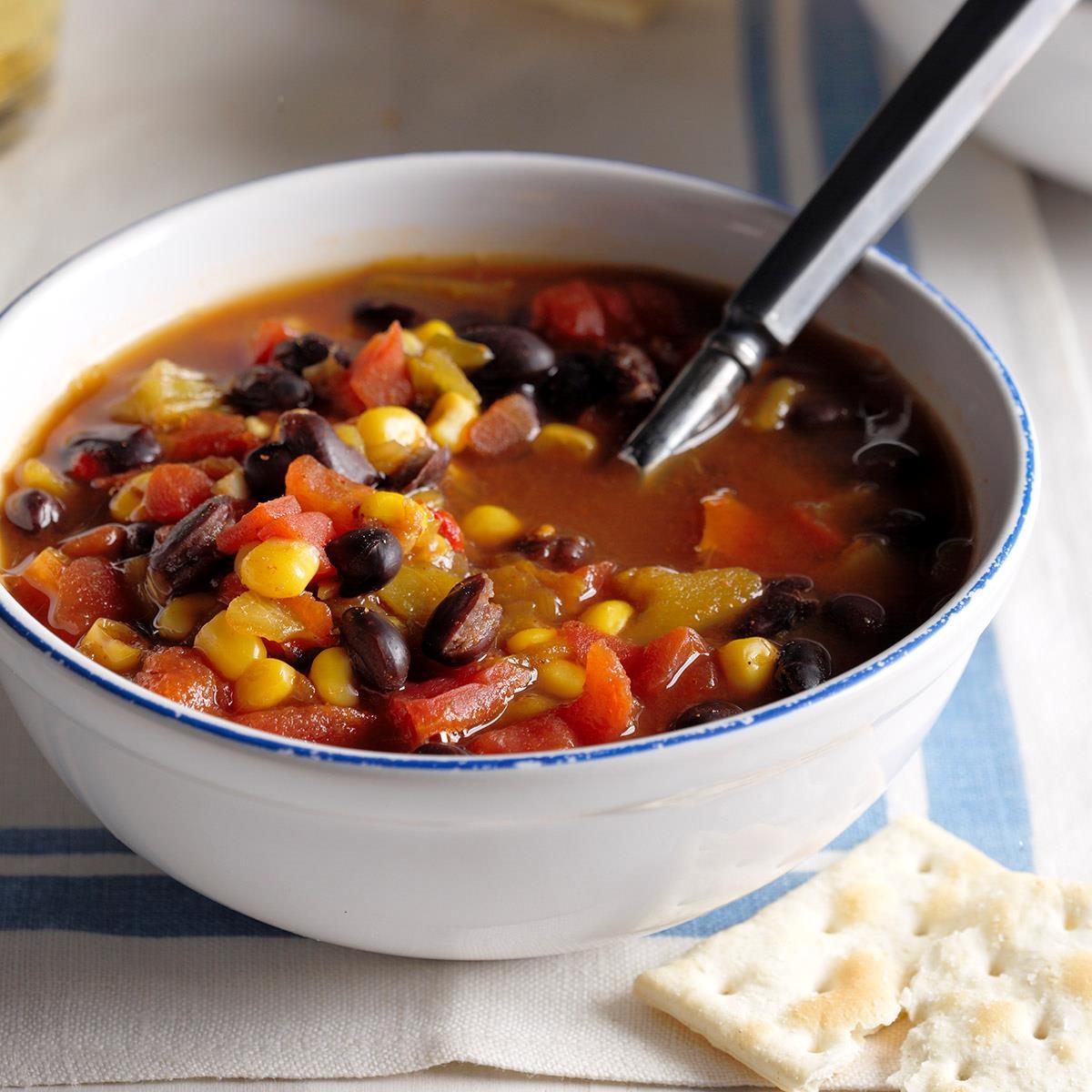 https://www.tasteofhome.com/wp-content/uploads/2018/01/Texas-Black-Bean-Soup_EXPS_HSCBZ17_12816_B07_28_4b-2.jpg