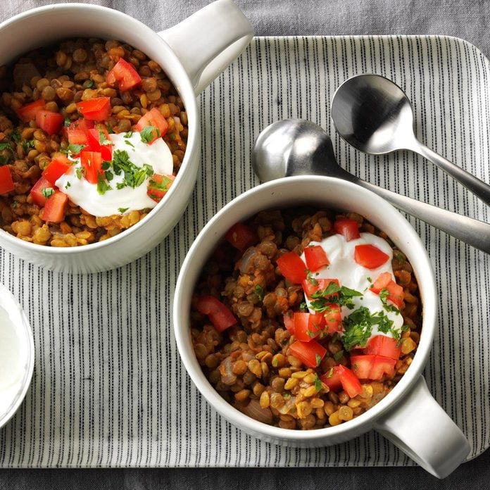 Tomato Garlic Lentil Bowls Exps Sdon16 136664 D06 09 6b 2