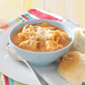 Tomato Tortellini Soup
