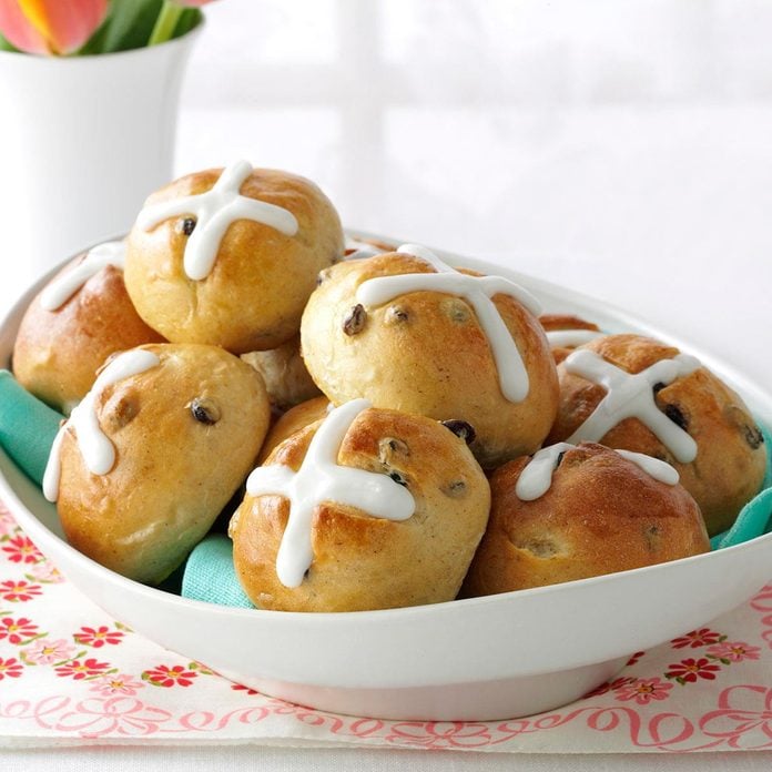 Traditional Hot Cross Buns Exps10278 Th143191d11  12 4b Rms 4