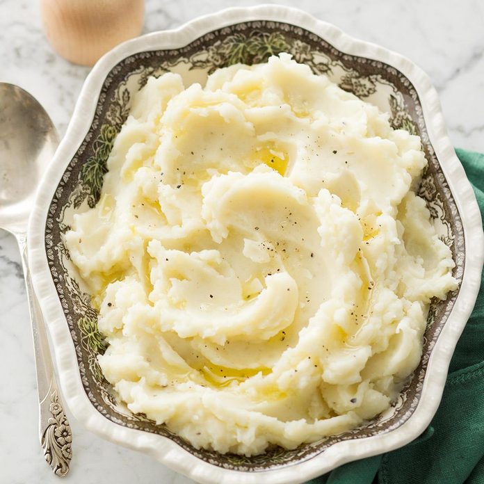Traditional Mashed Potatoes Exps Thn17 9899 C06 14 4b 1