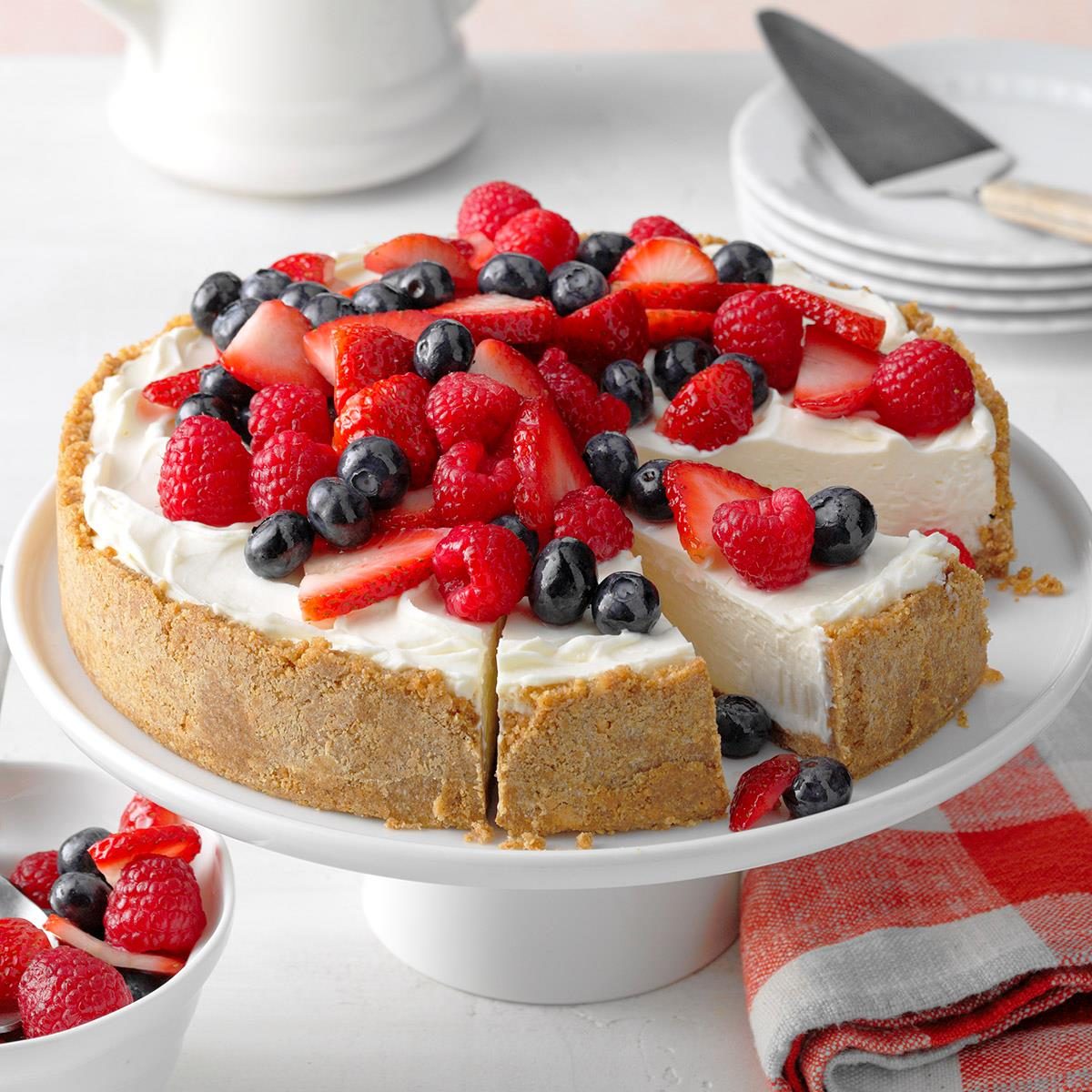 Easy No-Bake Cheesecake Recipe [with Photos] | Taste of Home