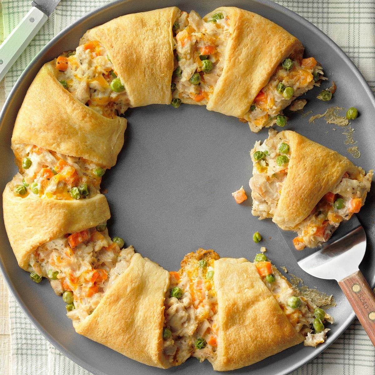 Tuna Crescent Ring Exps Hhrbz22 39731 Dr 08 10 1b