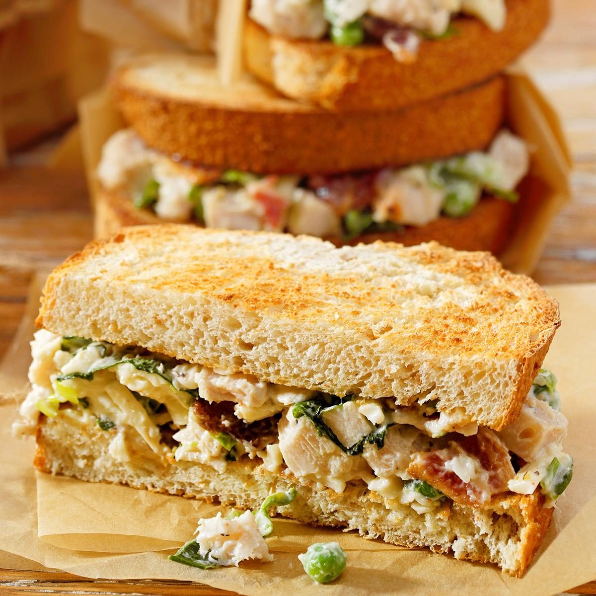 Turkey Salad Sandwiches Exps Hca22 40623 B09 30 2b