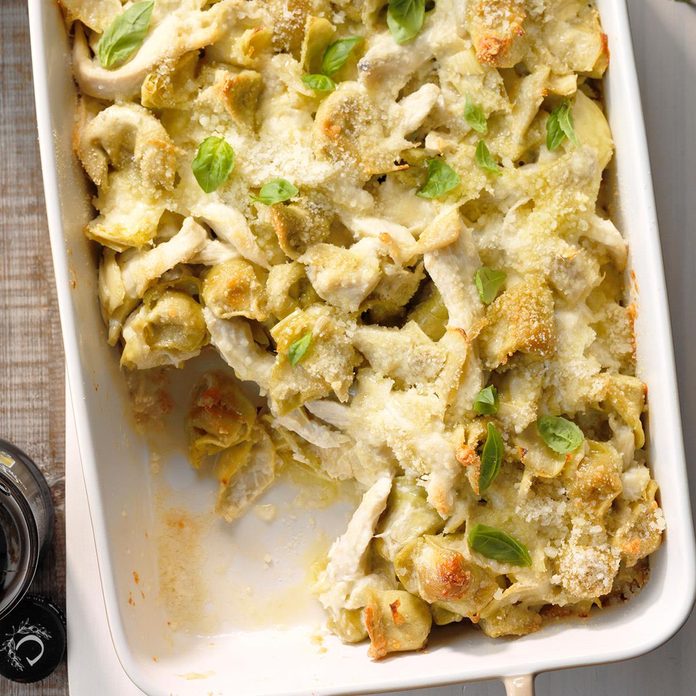 Warm Chicken Tortellini Au Gratin Exps Thca18 106616 D01 11 3b 2