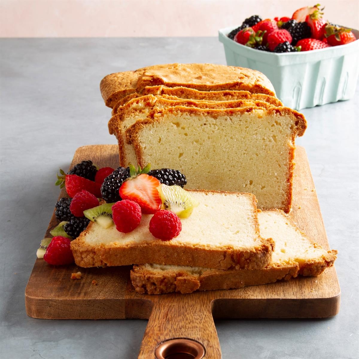 Whipped Cream Pound Cake Exps Ft21 28121 F 0714 1