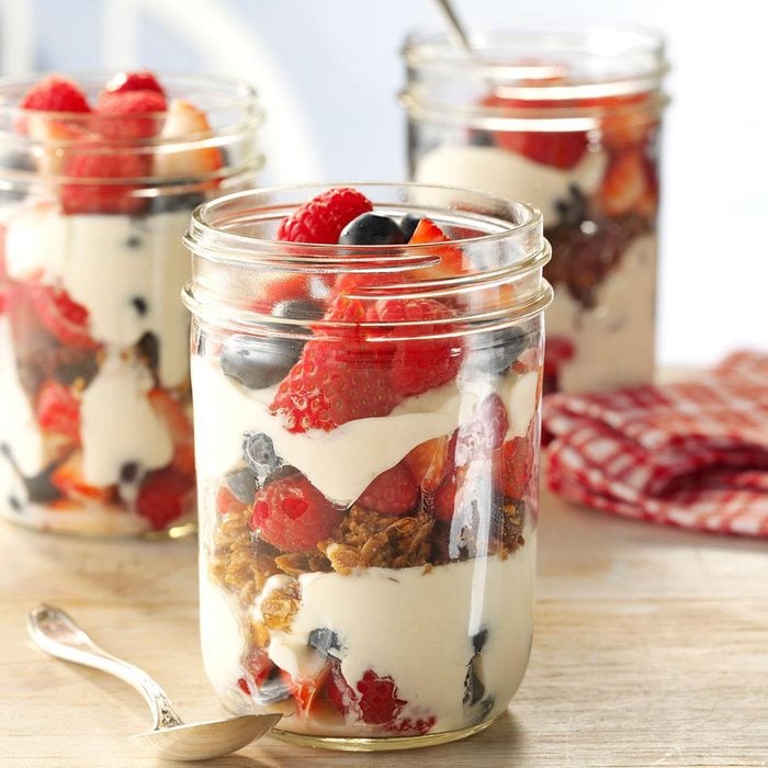 Yogurt Berry Parfaits