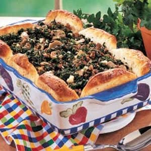 Spinach Beef Biscuit Bake