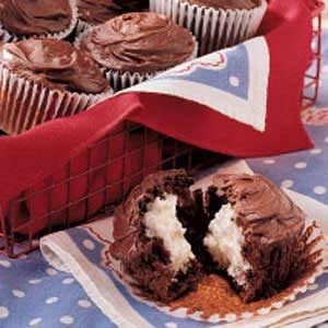 Cream-Filled Chocolate Cupcakes