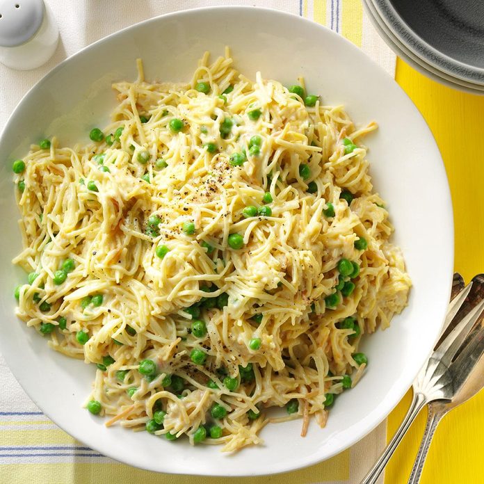 Creamy Skillet Noodles with Peas