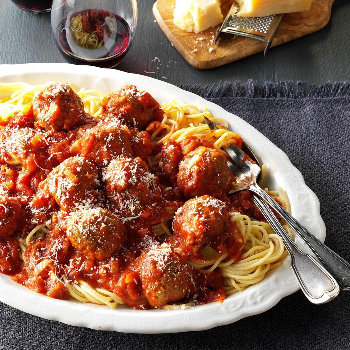 Slow-Cooker Spaghetti & Meatballs Recipe: How to Make It