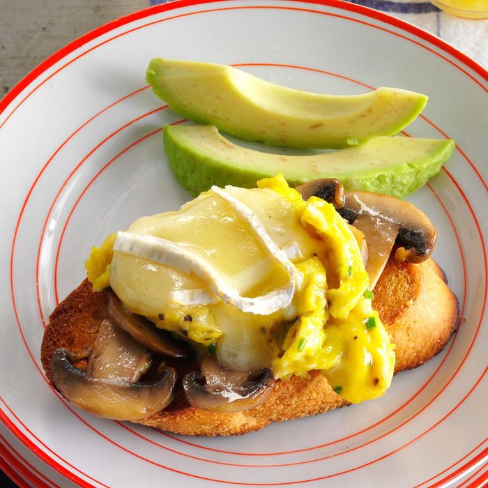 Mushroom-Avocado Eggs on Toast