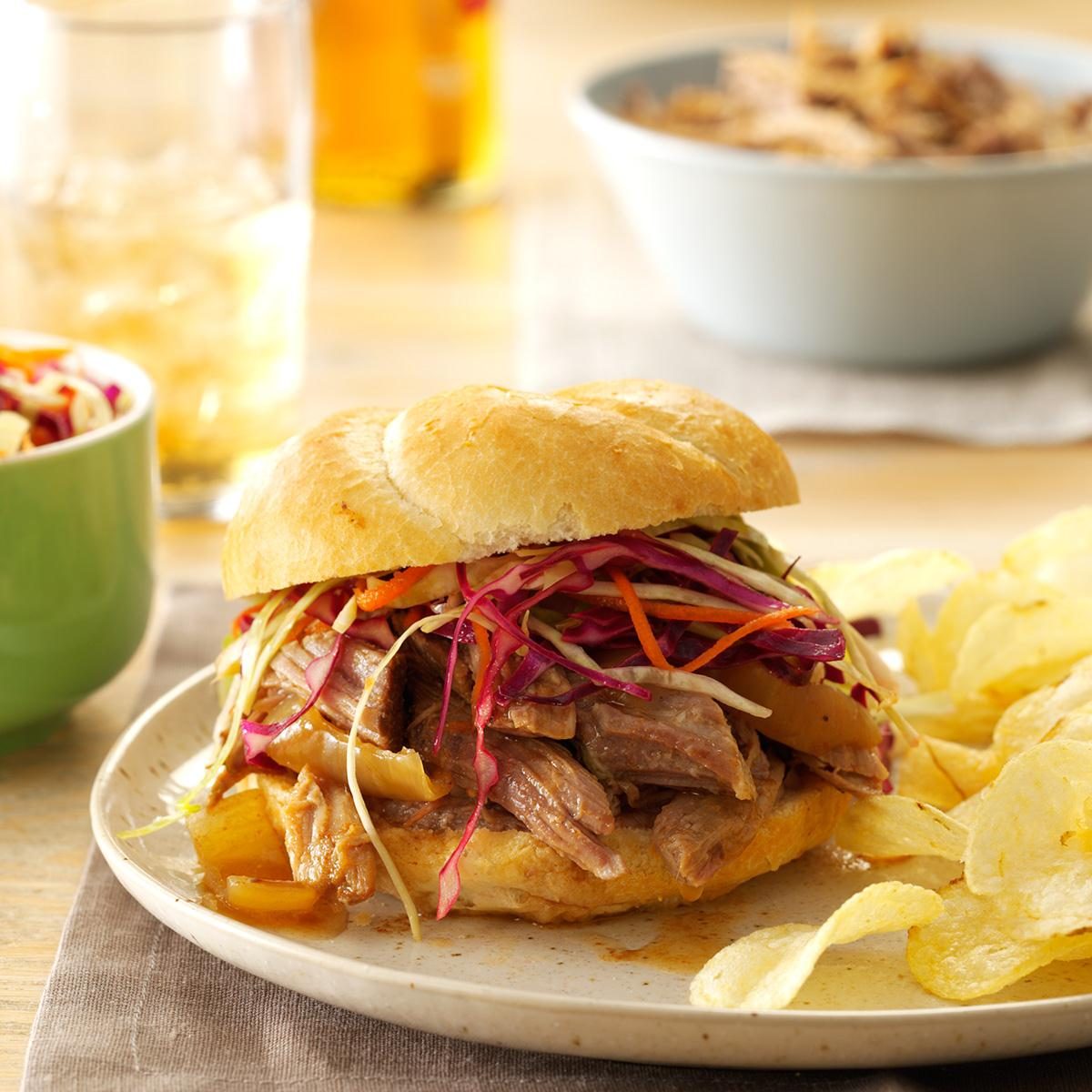 Illinois: Sweet & Spicy Pulled Pork Sandwiches