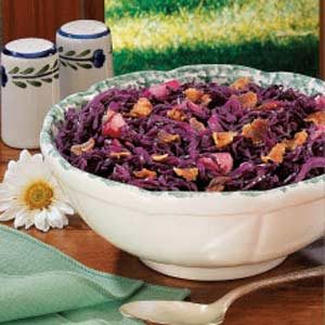 Sweet-Sour Red Cabbage with Bacon