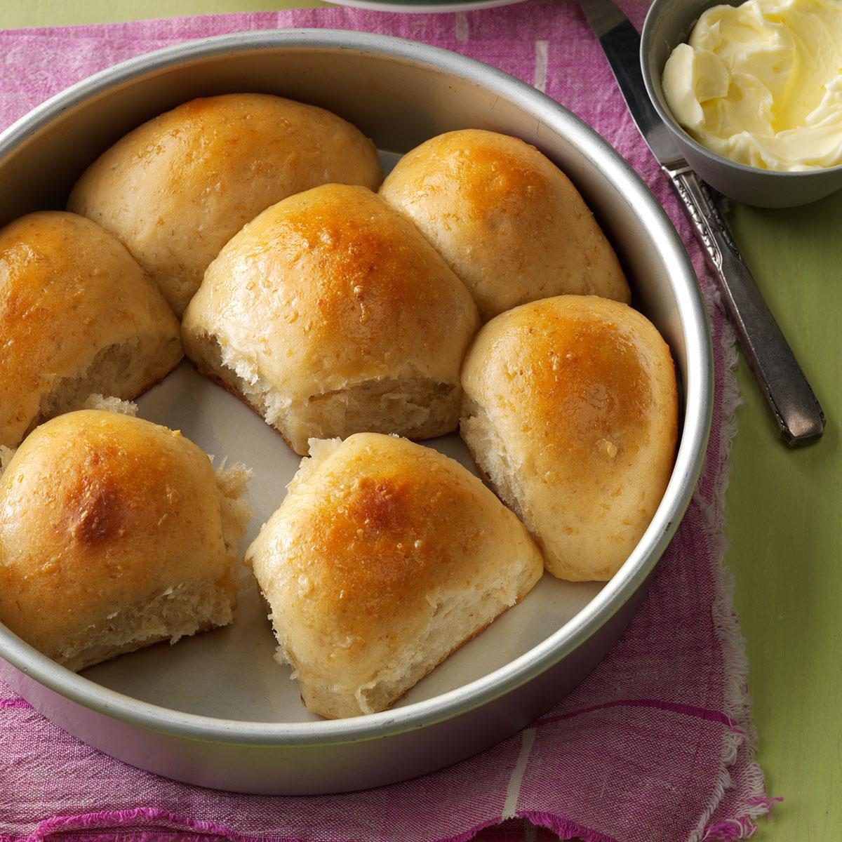 O: Oatmeal Dinner Rolls