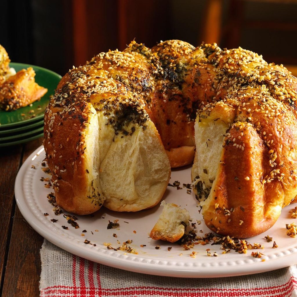 Sesame Herb Pull-Apart Bread