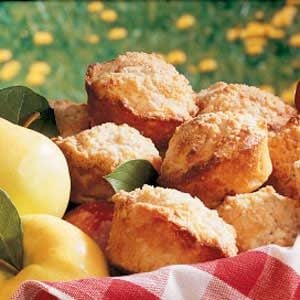 Apple Cinnamon Streusel Muffins