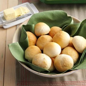 Big-Batch Dinner Rolls