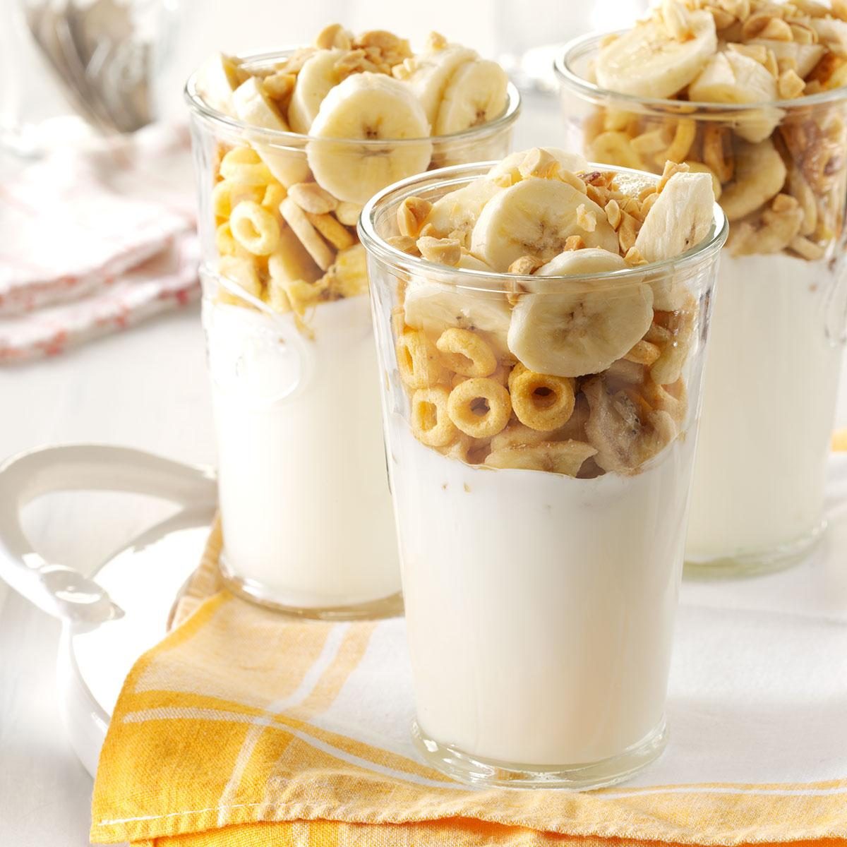 Peanut Butter-Banana Yogurt Parfaits