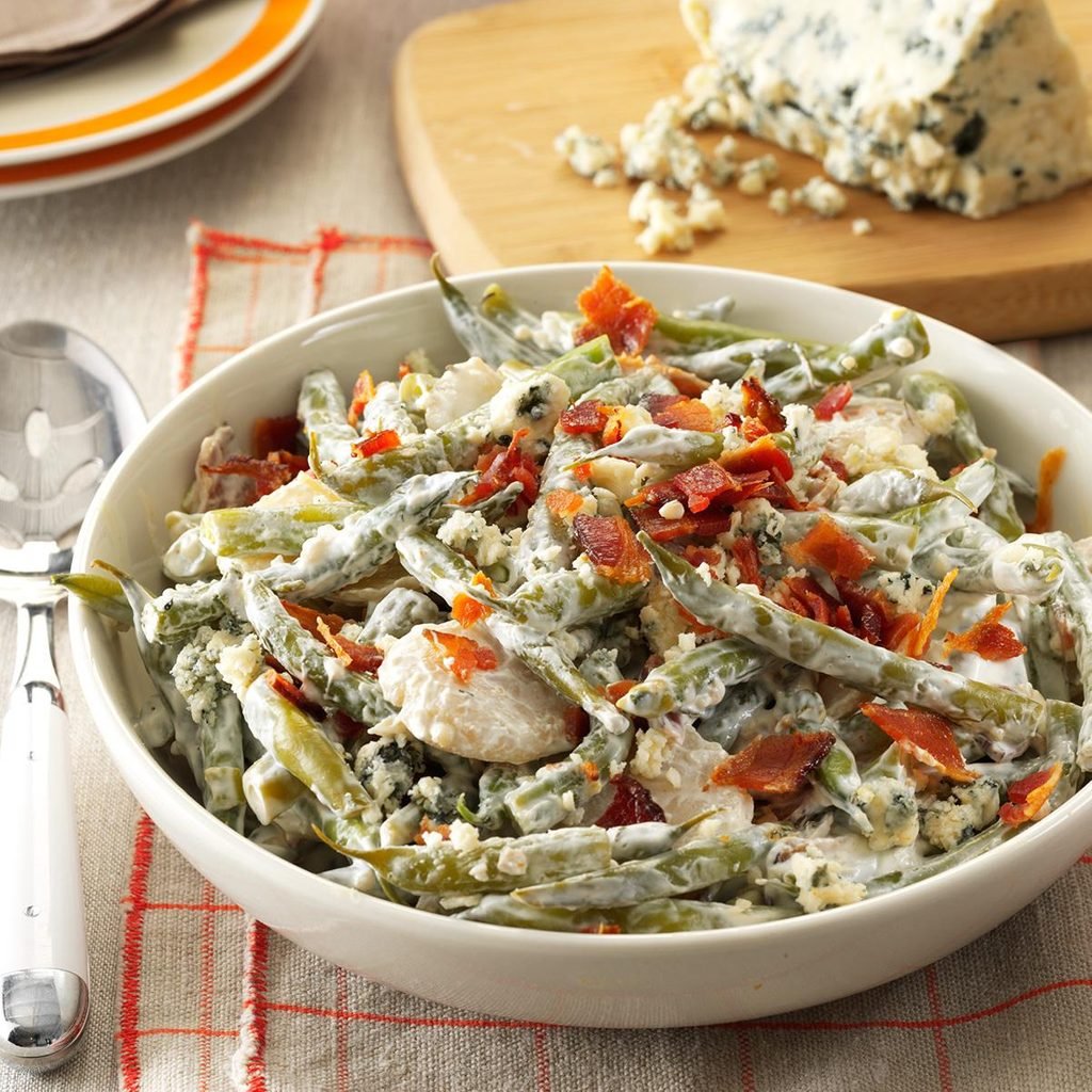 Garlic Green Beans with Gorgonzola