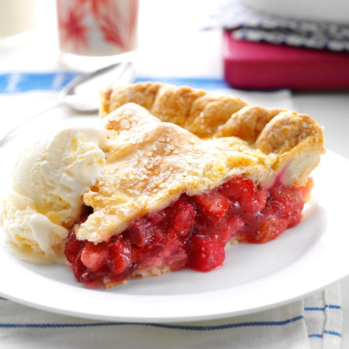 Winning Rhubarb-Strawberry Pie Recipe: How to Make It | Taste of Home