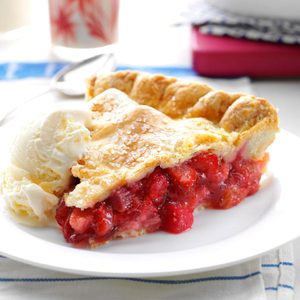 Winning Rhubarb-Strawberry Pie