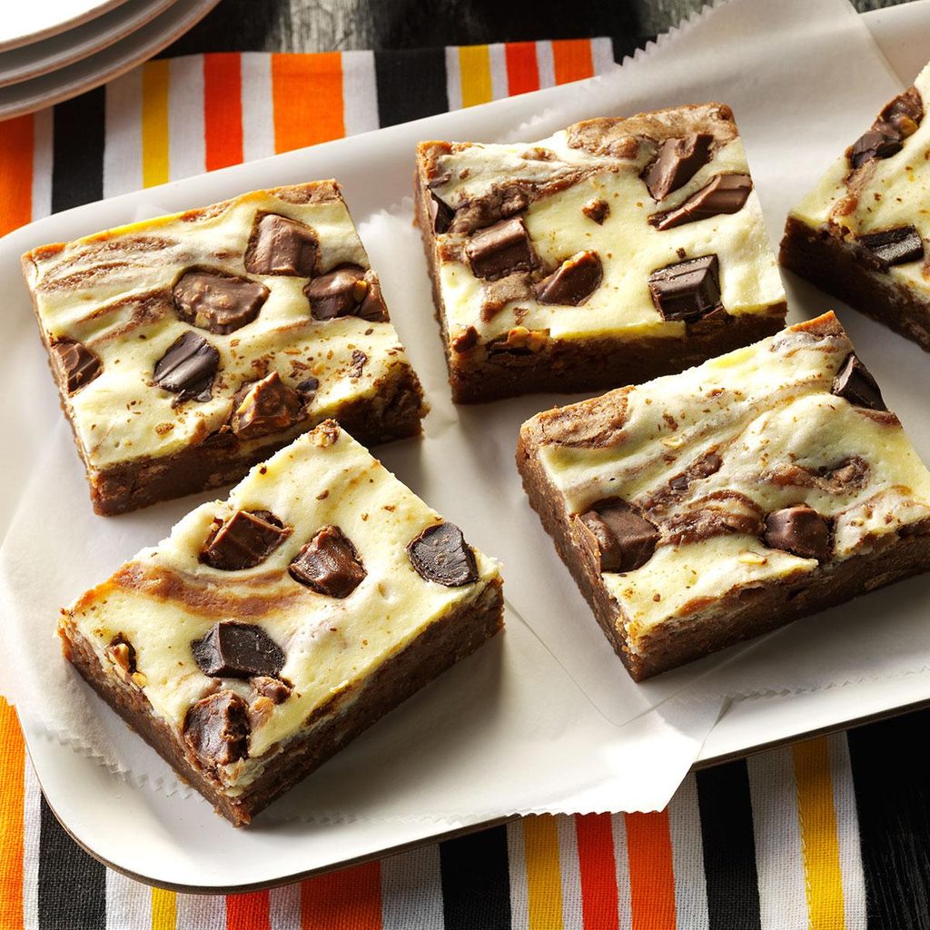 Candy Bar Cheesecake Brownies